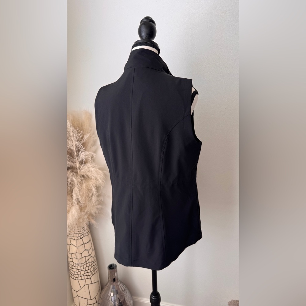 Chico's Black Sleeveless Zip-Up Vest - US 8 - Picture 3 of 8